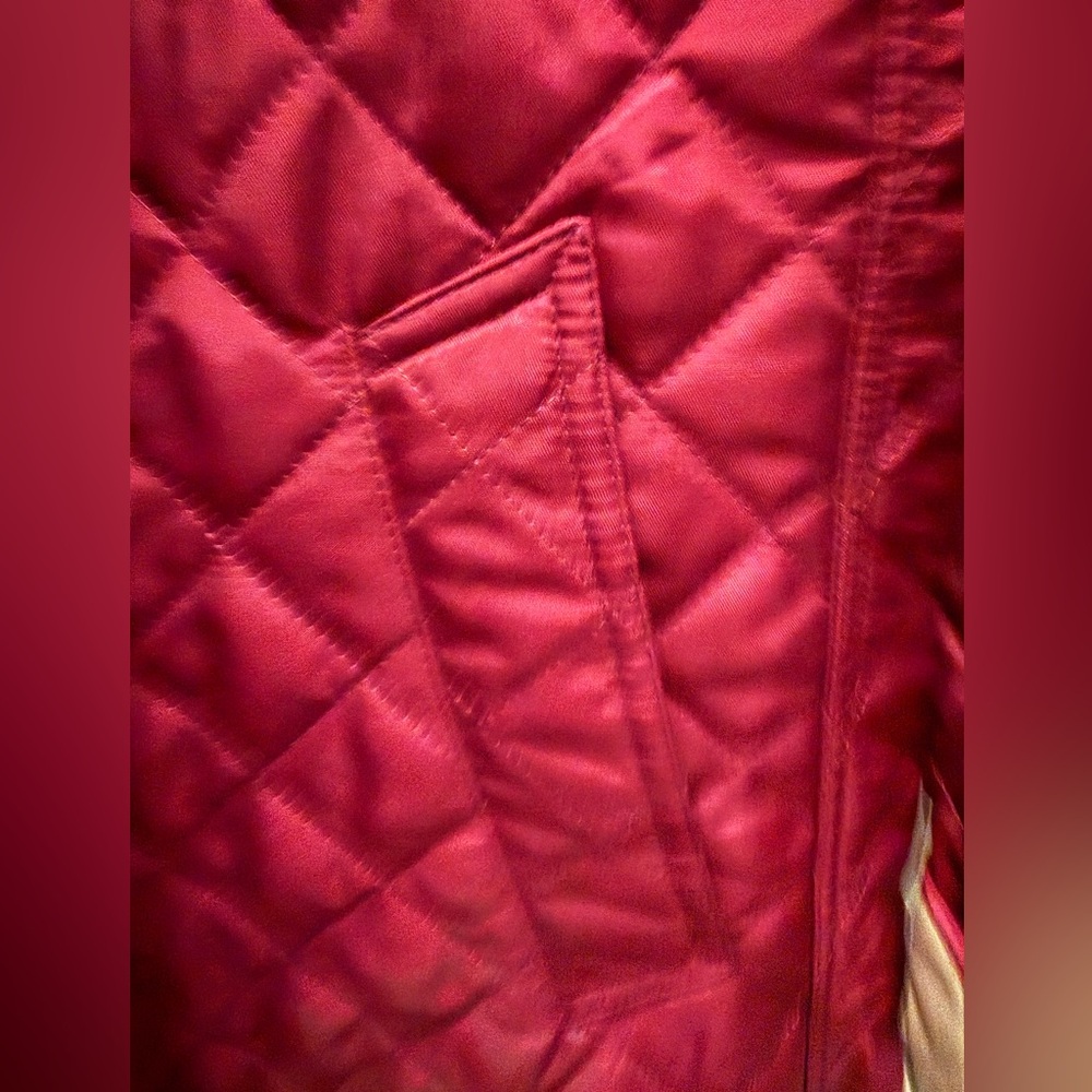 Women’s Burberry jacket. Like new. Magenta / burgundy color. Size XL - Picture 6 of 8